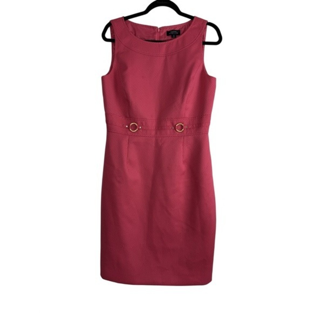 Tahari Arthur S. Levine Fuchsia Pink Textured Sheath Dress Belt Accents‎ 10